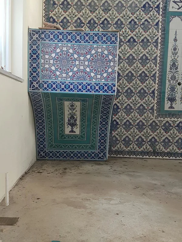 Çini Kürsü 13
